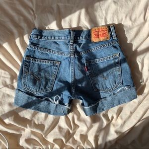 Levi 514 cutoff shorts